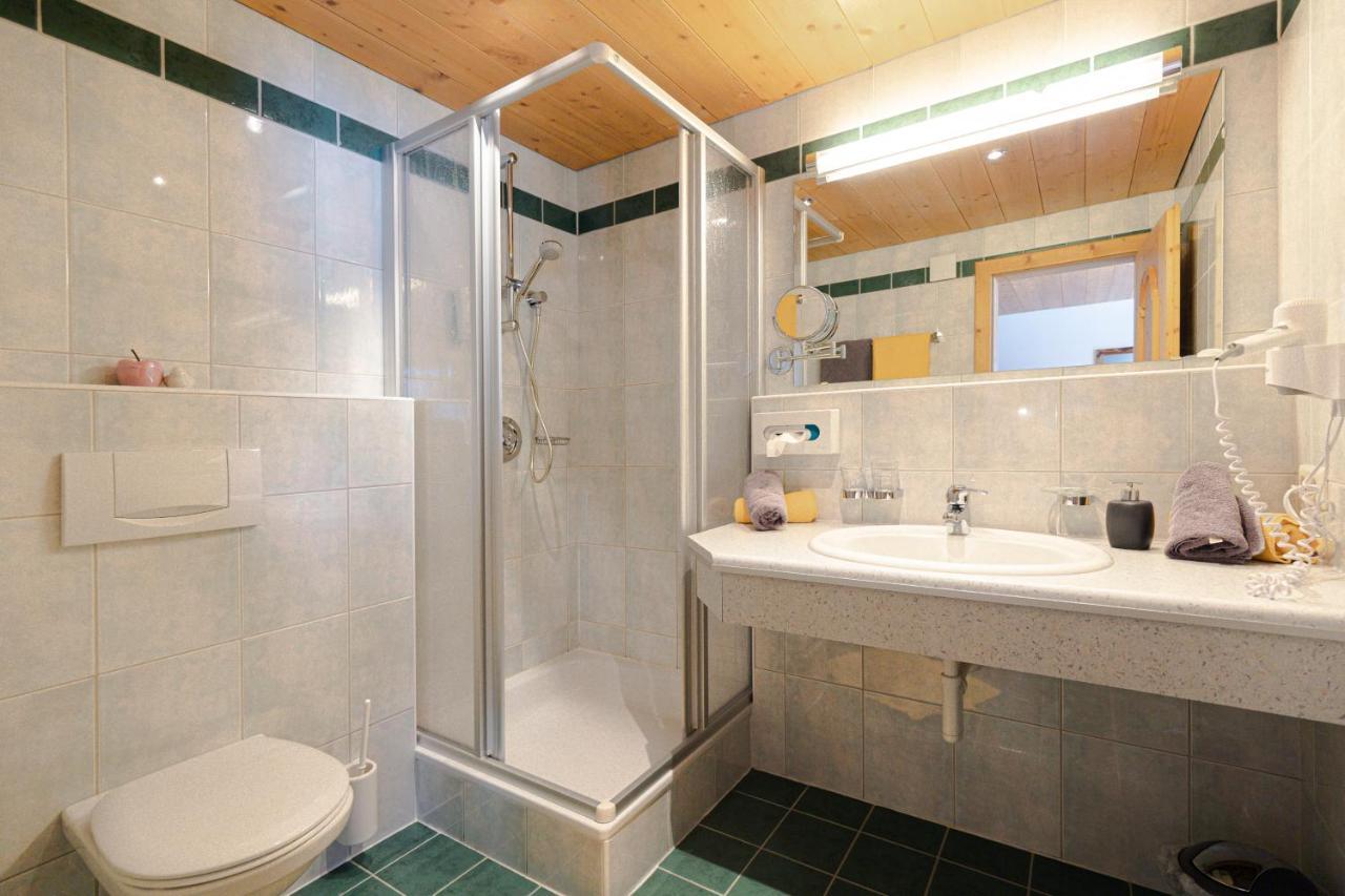 Farm stay Ausserwieserhof Neustift im Stubaital