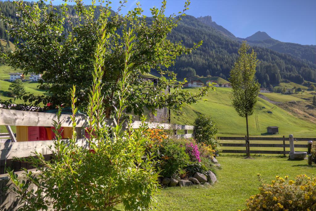 Farm stay Ausserwieserhof Neustift im Stubaital